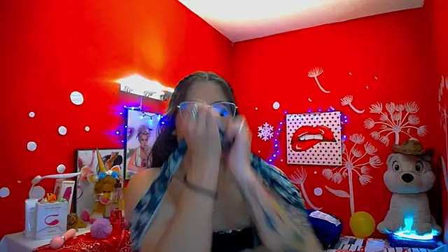 Snapshot of crazylatina_ chatting on February 5, 2:26 pm crazylatina online show from February 5, 2:26 pm