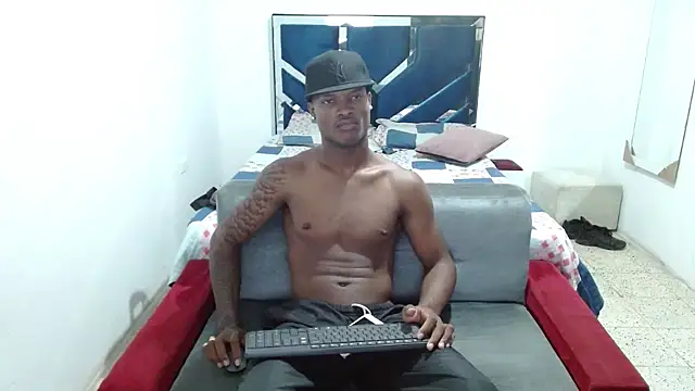 Snapshot of MiguelAngelxl chatting on October 14, 6:19 pm MiguelAngelxl online show from October 14, 6:19 pm