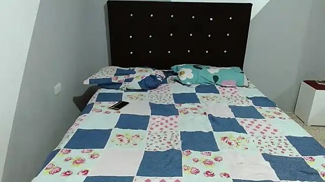 MiguelAngelxl online show from December 1, 4:19 pm