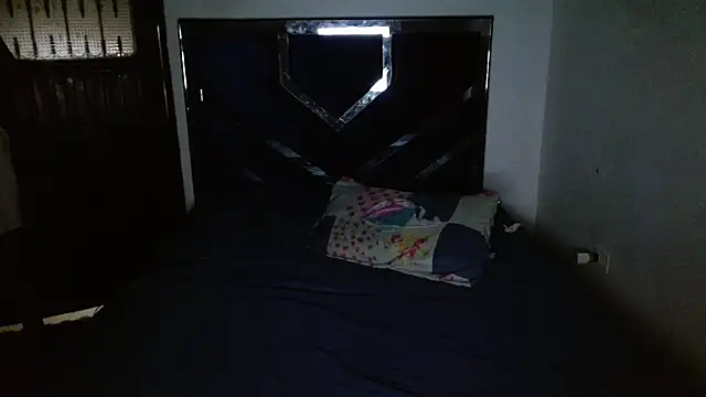 Snapshot of MiguelAngelxl chatting on October 6, 12:23 am MiguelAngelxl online show from October 6, 12:23 am