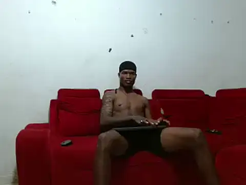 Snapshot of MiguelAngelxl chatting on December 3, 8:44 pm MiguelAngelxl online show from December 3, 8:44 pm