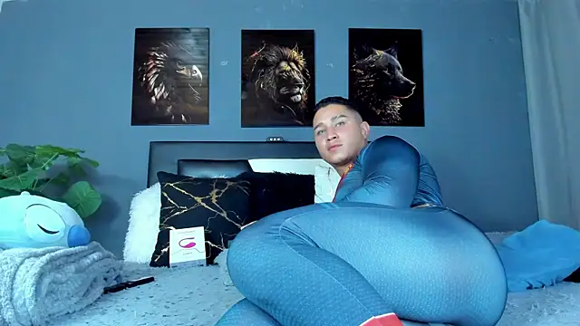 francesco evan online show from November 4, 9:51 pm