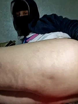 eylimeme online show from December 13, 8:04 pm