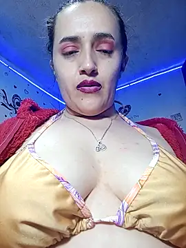 anndreapds online show from October 11, 5:25 pm
