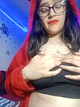 anndreapds online show from May 29, 1:33 am
