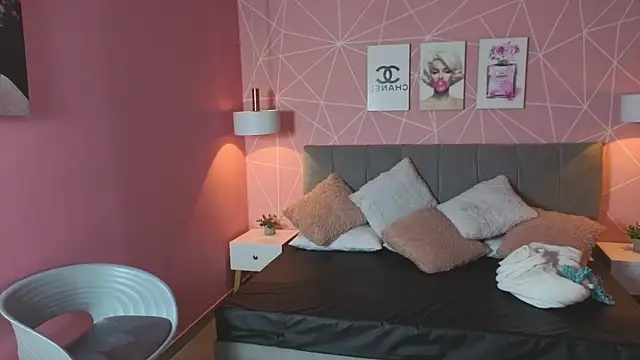 Snapshot of zara__sweet chatting on May 20, 1:30 pm zara sweet online show from May 20, 1:30 pm
