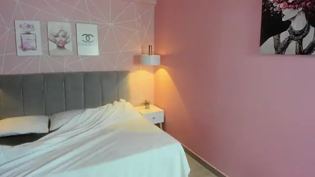 Snapshot of zara__sweet chatting on May 11, 1:12 pm zara sweet online show from May 11, 1:12 pm