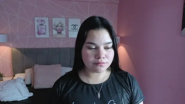 Snapshot of zara__sweet chatting on July 21, 3:24 pm zara sweet online show from July 21, 3:24 pm