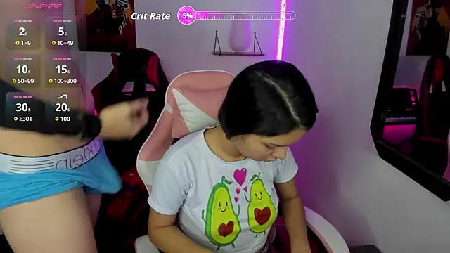 jessi and boy online show from March 13, 3:06 pm