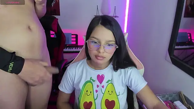 jessi and boy online show from March 6, 3:56 am