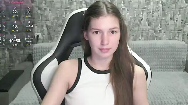 Snapshot of MissMiaCutie chatting on September 25, 12:22 pm MissMiaCutie online show from September 25, 12:22 pm