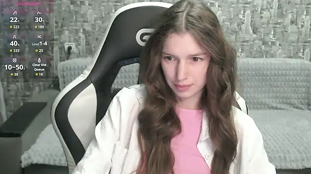 Snapshot of MissMiaCutie chatting on September 29, 12:22 pm MissMiaCutie online show from September 29, 12:22 pm