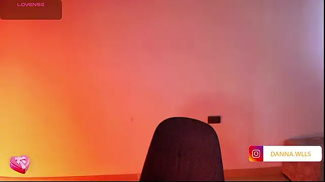 Dannawells online show from February 23, 3:23 pm