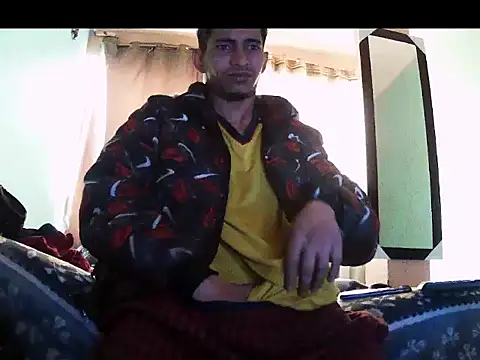 Snapshot of andrescaraballo chatting on May 28, 8:26 pm andrescaraballo online show from May 28, 8:26 pm
