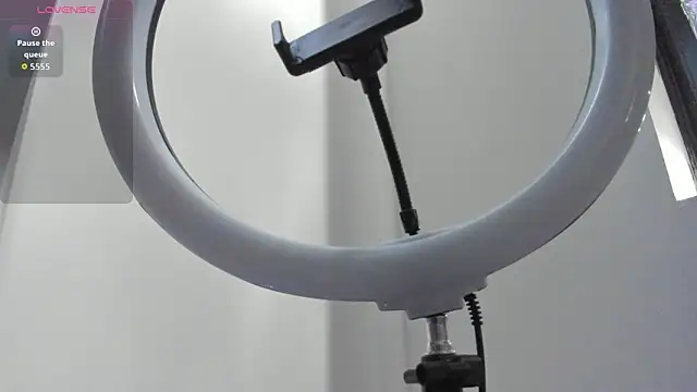 Kylie2211 online show from May 29, 5:19 pm