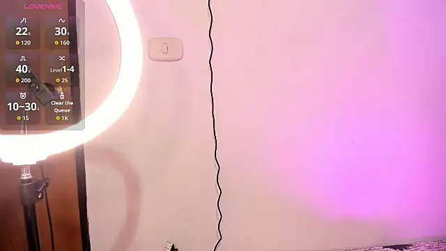 Kylie2211 online show from November 20, 5:30 am