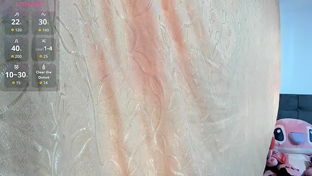 Kylie2211 online show from December 13, 8:04 pm