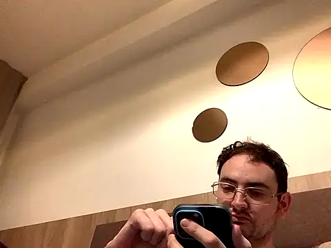 Snapshot of Hebrewhammers42 chatting on November 12, 4:55 pm Hebrewhammers42 online show from November 12, 4:55 pm