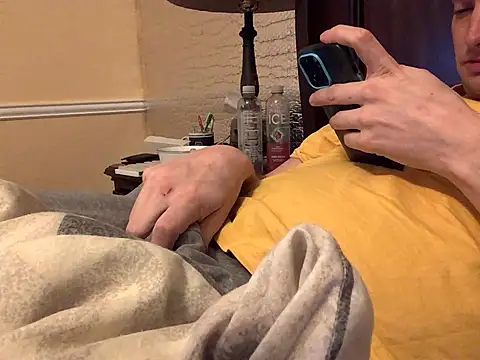 Snapshot of Hebrewhammers42 chatting on January 21, 6:43 am Hebrewhammers42 online show from January 21, 6:43 am