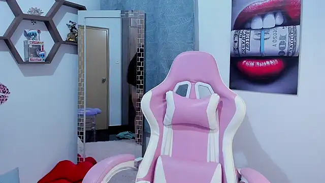 SharonSander online show from February 9, 11:14 pm