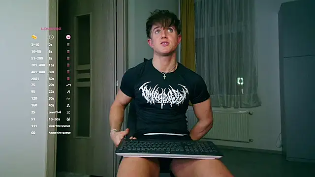 ChristianLevine  online show from November 20, 4:35 am