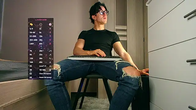 ChristianLevine  online show from March 14, 6:41 am