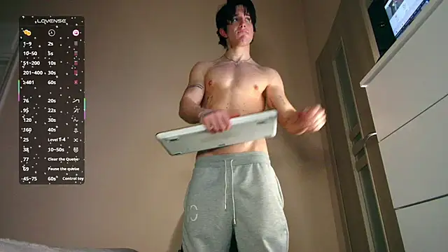 ChristianLevine  online show from February 11, 6:30 pm