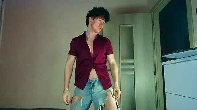 ChristianLevine  online show from July 10, 5:46 pm