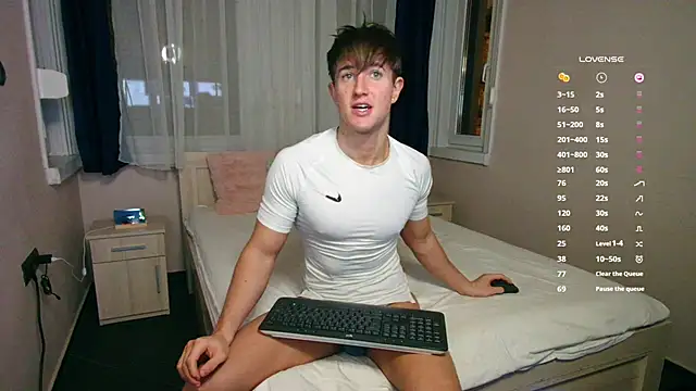 ChristianLevine  online show from November 21, 4:39 pm