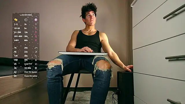 ChristianLevine  online show from March 23, 5:40 am