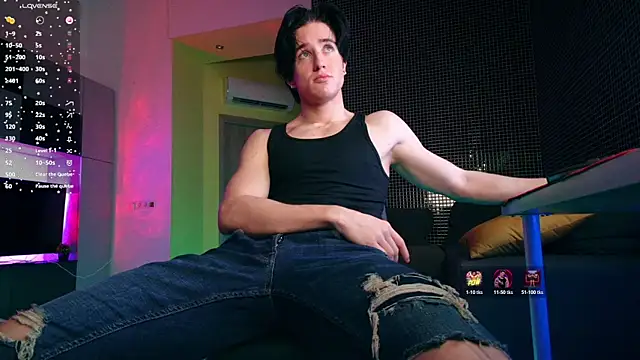 ChristianLevine  online show from June 16, 8:53 pm