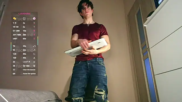 ChristianLevine  online show from January 31, 7:12 pm