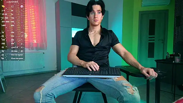 ChristianLevine  online show from May 14, 8:44 am