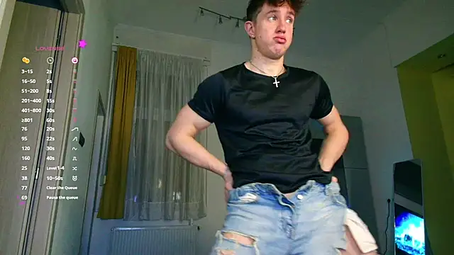 ChristianLevine  online show from October 30, 7:44 pm