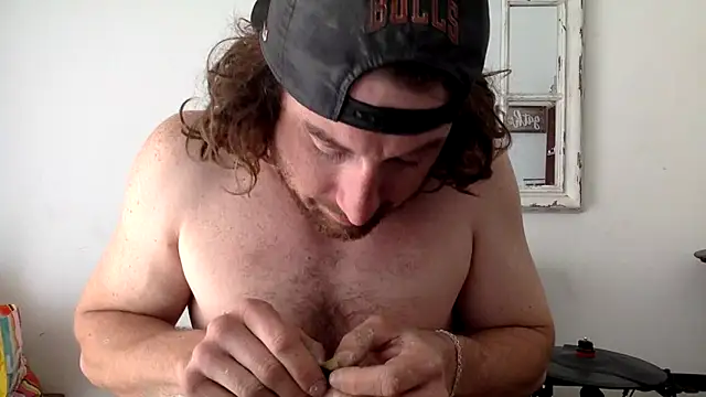 sirchubster online show from April 8, 7:37 pm