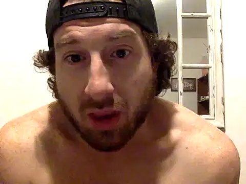 Snapshot of sirchubster chatting on March 11, 3:14 am sirchubster online show from March 11, 3:14 am