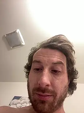 Snapshot of sirchubster chatting on February 10, 9:47 am sirchubster online show from February 10, 9:47 am