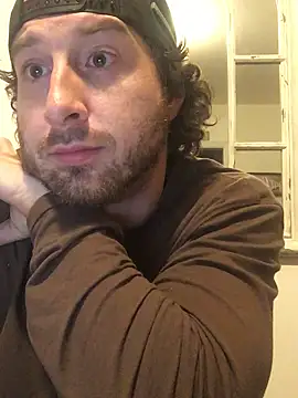 Snapshot of sirchubster chatting on February 27, 5:07 am sirchubster online show from February 27, 5:07 am