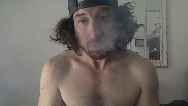 Snapshot of sirchubster chatting on April 21, 6:47 pm sirchubster online show from April 21, 6:47 pm