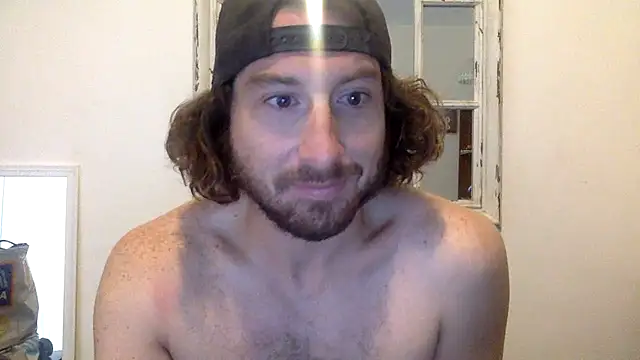 Snapshot of sirchubster chatting on December 2, 3:25 pm sirchubster online show from December 2, 3:25 pm