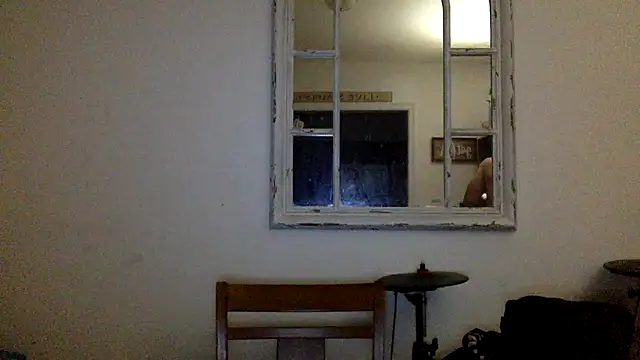 Snapshot of sirchubster chatting on May 8, 7:34 am sirchubster online show from May 8, 7:34 am