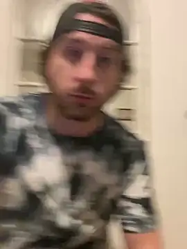 Snapshot of sirchubster chatting on February 28, 4:43 am sirchubster online show from February 28, 4:43 am