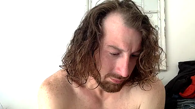 Snapshot of sirchubster chatting on June 11, 7:00 pm sirchubster online show from June 11, 7:00 pm