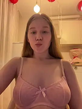 Eva Weyne online show from March 27, 8:54 pm