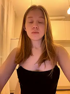 Eva Weyne online show from January 8, 8:04 pm