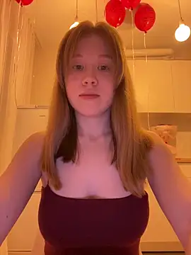 Eva Weyne online show from April 2, 8:26 pm