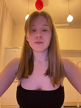 Eva Weyne online show from April 11, 9:29 pm