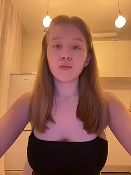 Eva Weyne online show from April 16, 8:42 pm