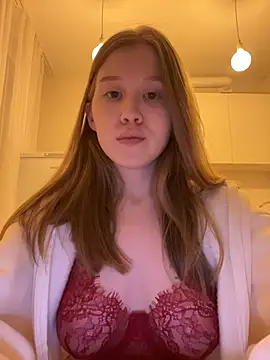 Eva Weyne online show from February 14, 8:31 pm