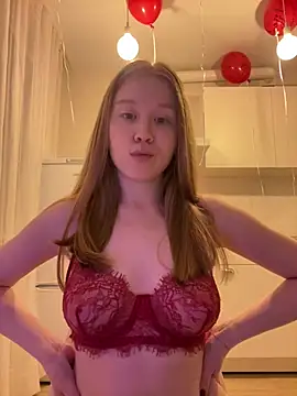 Eva Weyne online show from March 25, 8:52 pm